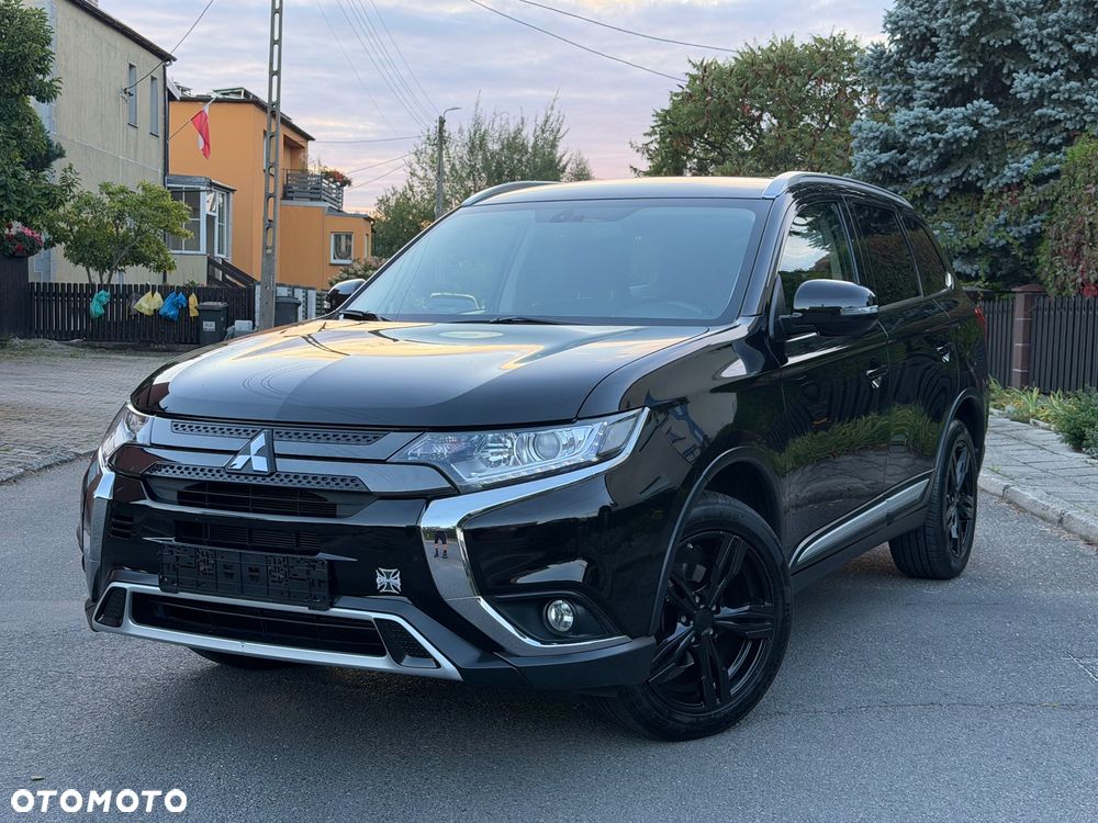 Mitsubishi Outlander 2.0 2WD Diamant - 2