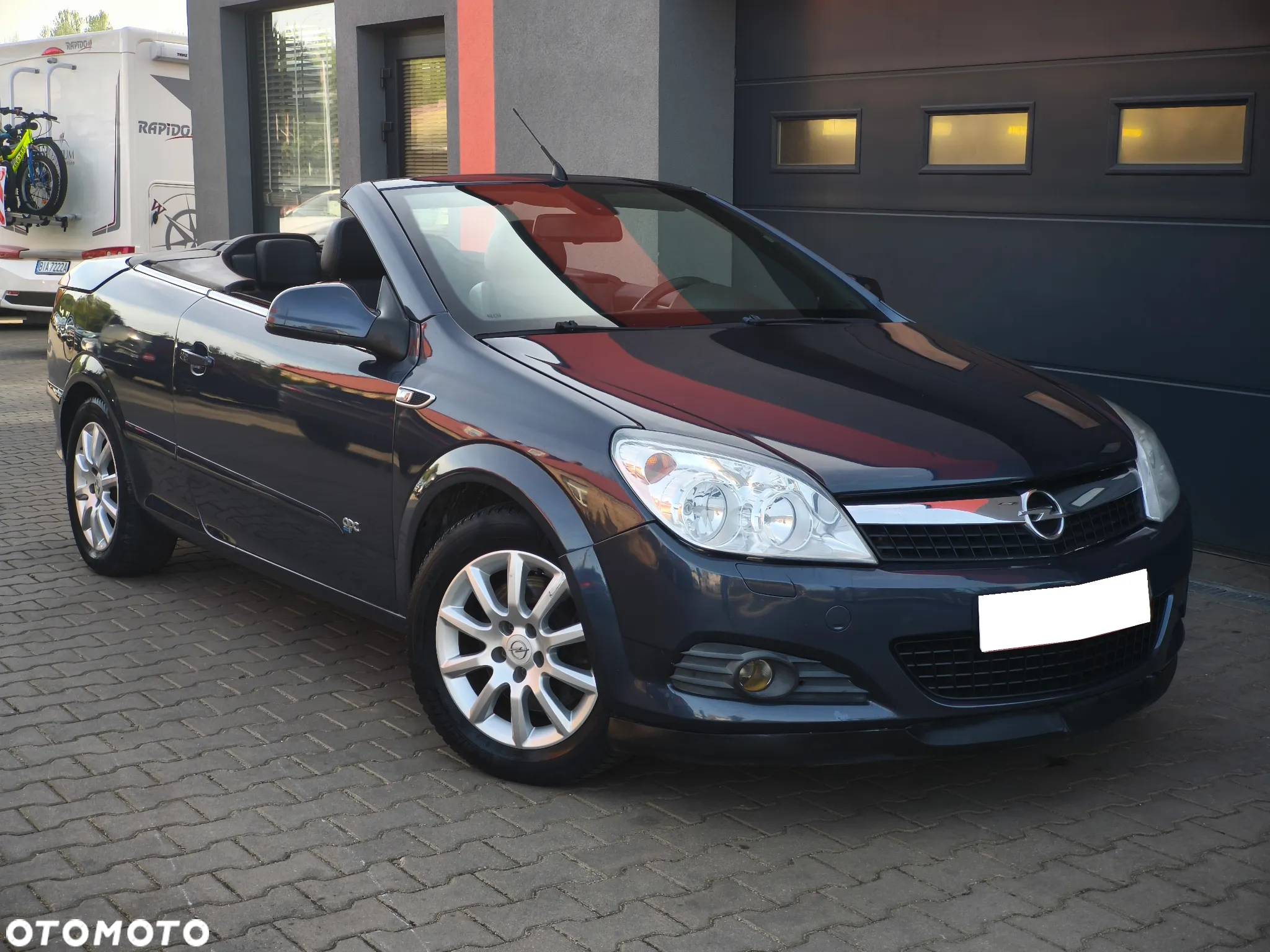 Opel Astra TwinTop 1.9 CDTI Cosmo - 5