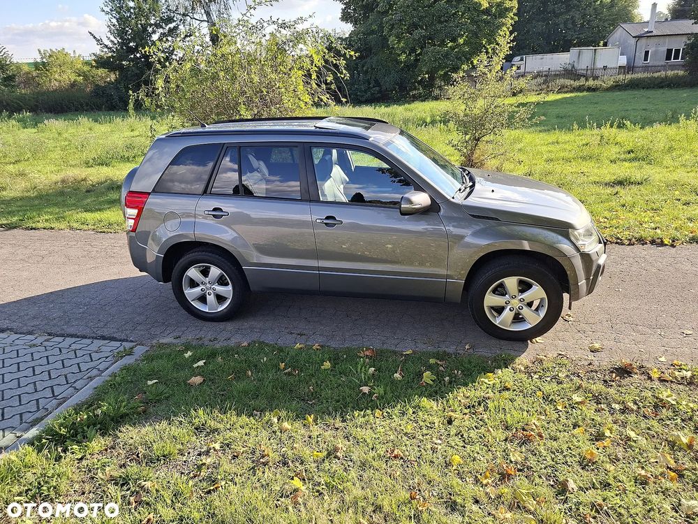 Suzuki Grand Vitara 3.2 Automatik Comfort+ 20 Jahre - 25