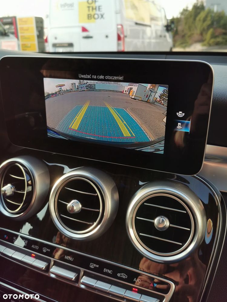 Mercedes-Benz GLC 300 4Matic 9G-TRONIC - 35