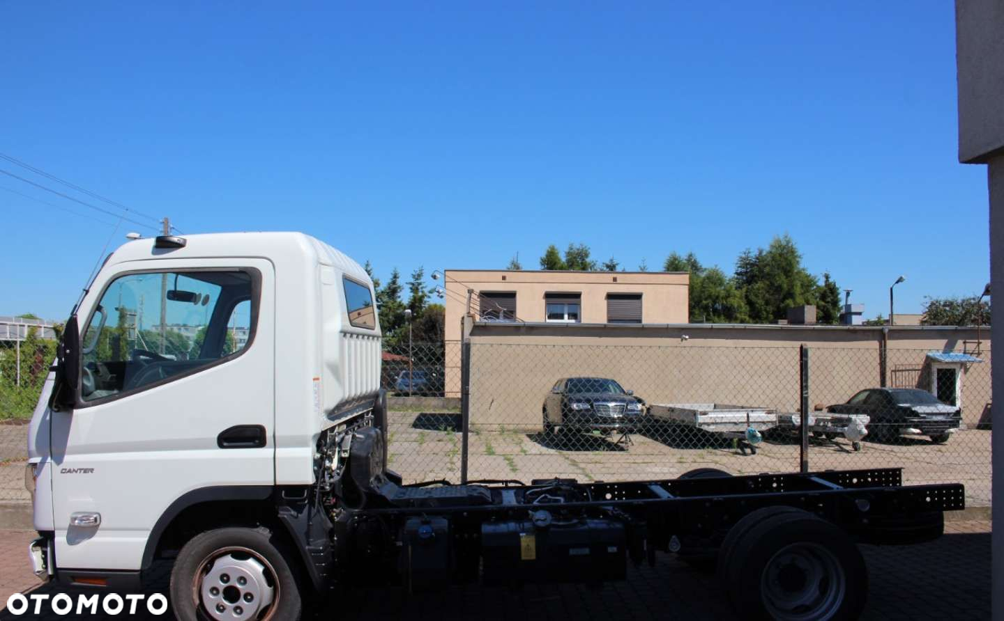 Mitsubishi Fuso Canter - 3