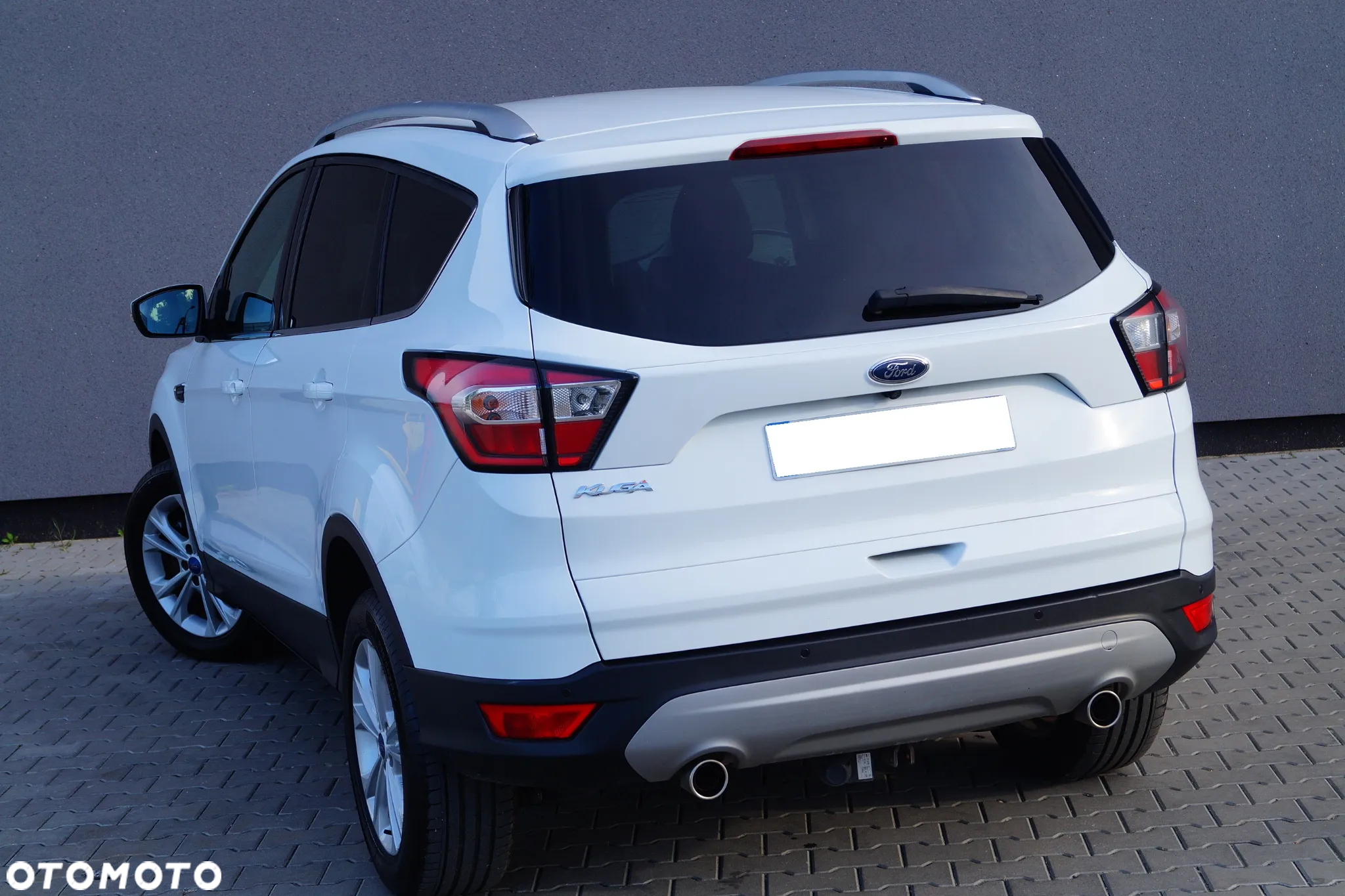Ford Kuga 2.0 TDCi FWD Titanium Plus - 6