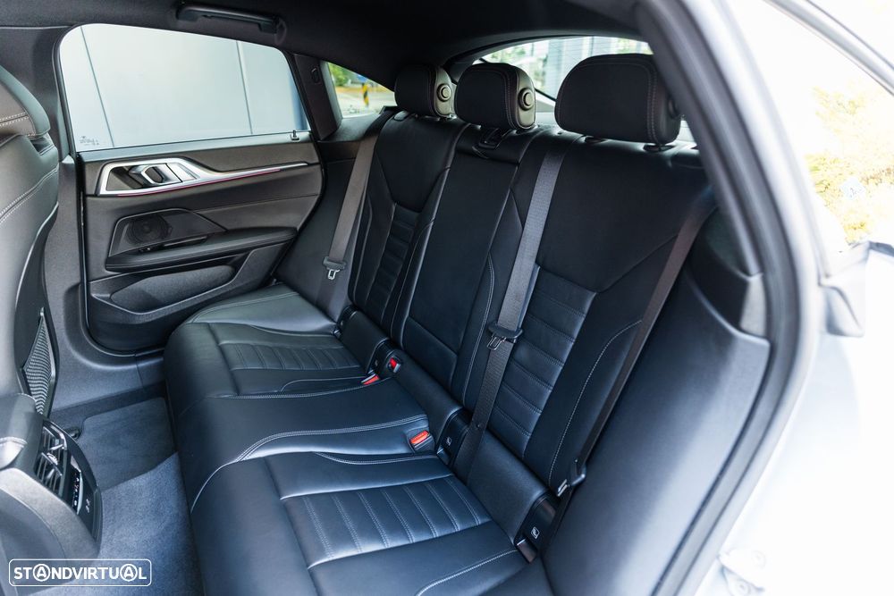 BMW i4 eDrive40 Desportiva M - 28