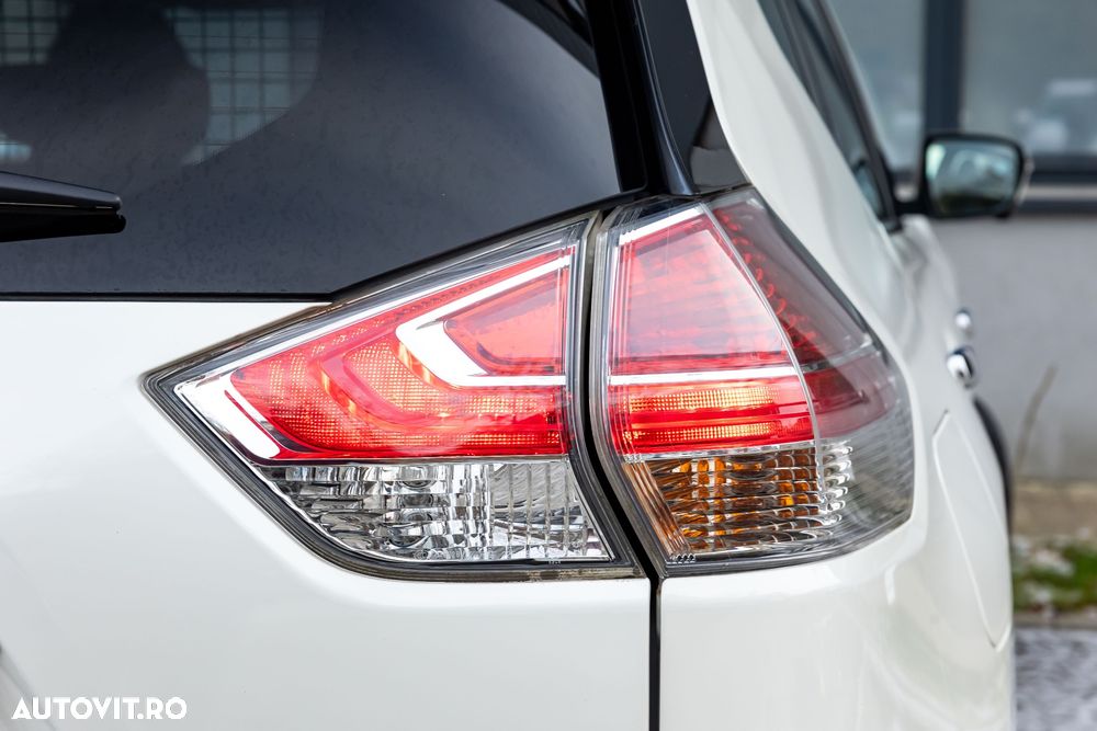 Nissan X-Trail 1.6 dCi ALL-MODE 4x4i N-Connecta - 32