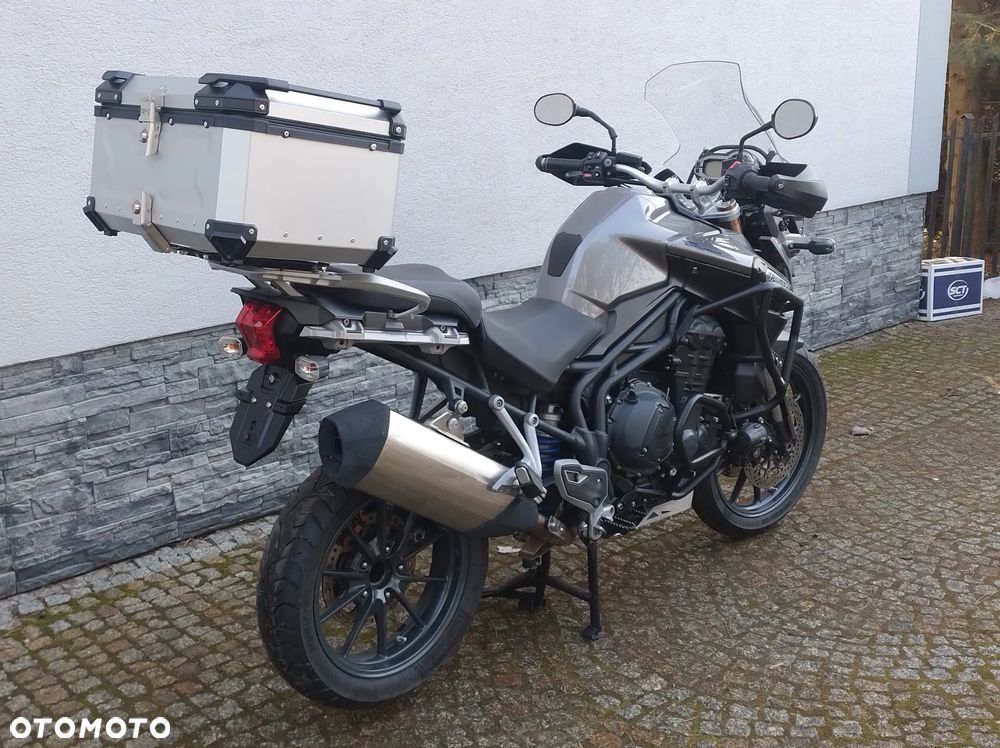 Triumph Tiger - 5