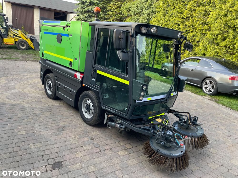 Schmidt Swingo Compact CS 256   200 + Zamiatarka drogowa  zamiatarka chodnikowa uliczna  Swingo 200 +    Super stan 2019 rok - 5