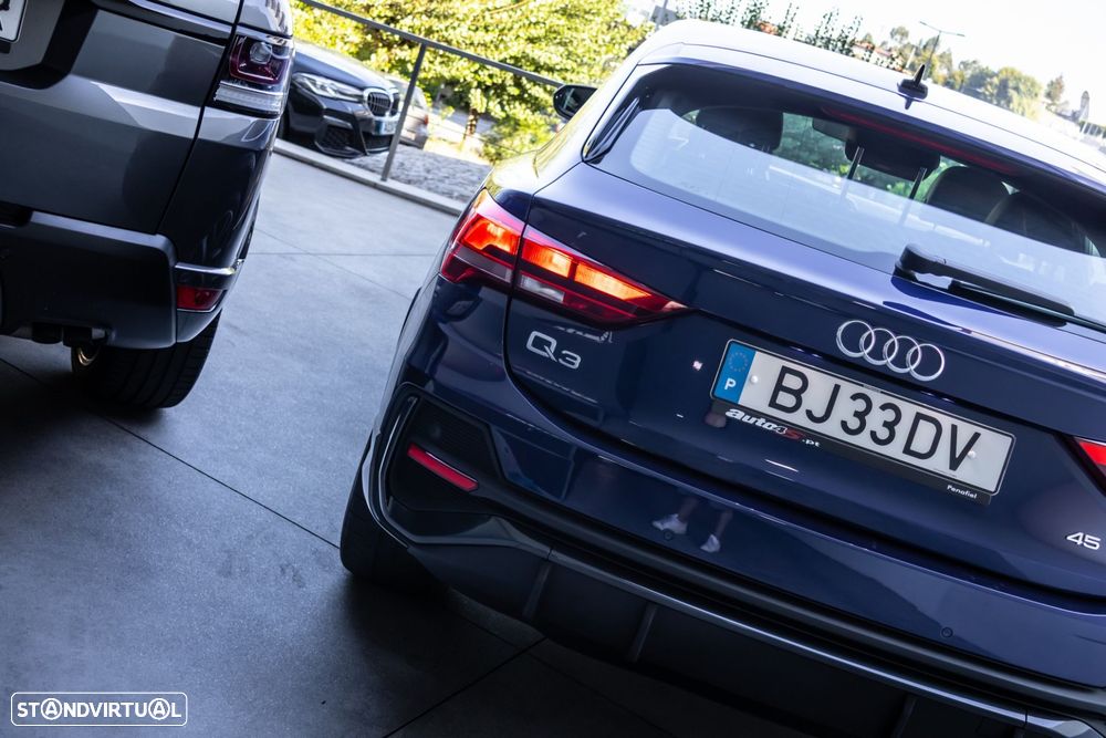 Audi Q3 Sportback 45 TFSIe S tronic - 8