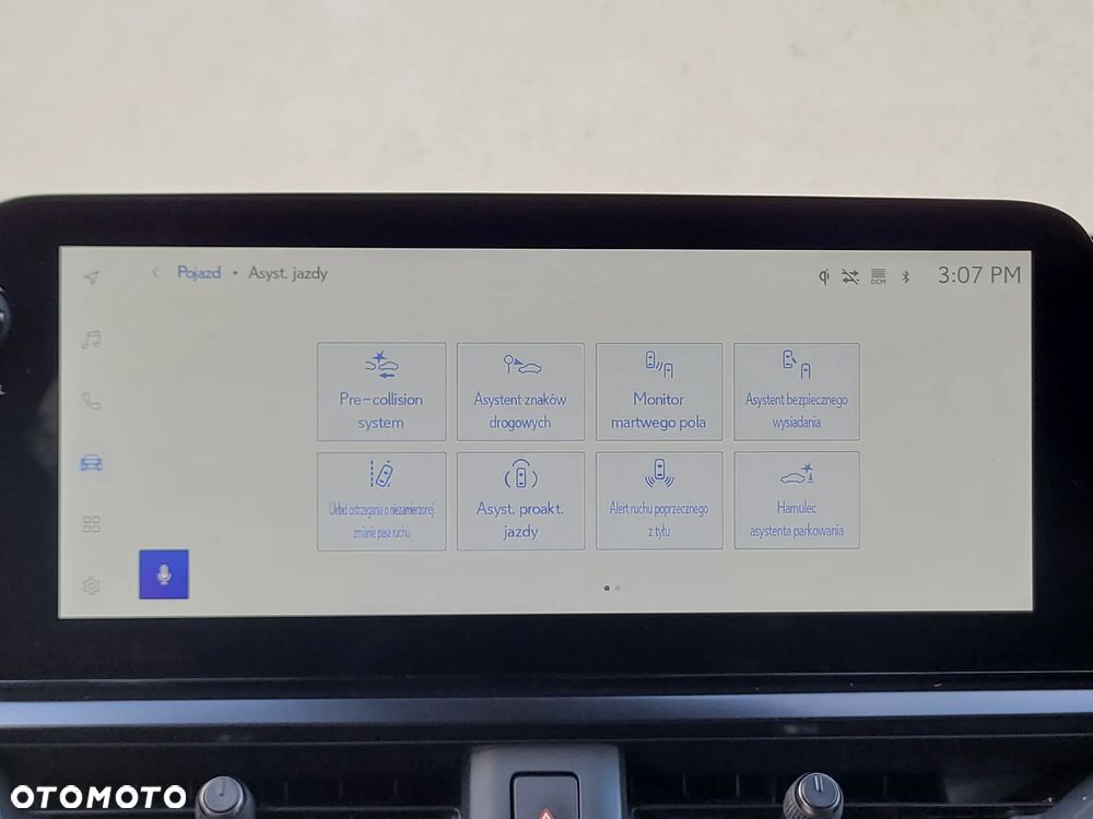 Lexus UX 300h F Sport Design - 20