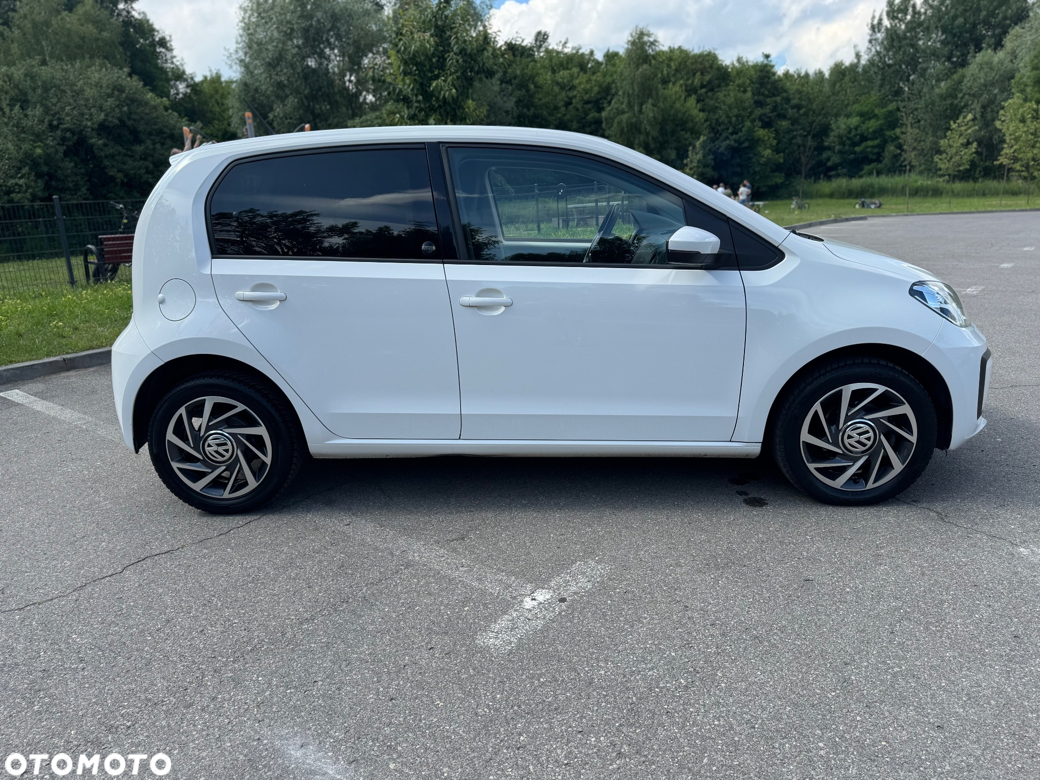 Volkswagen up! sound - 9