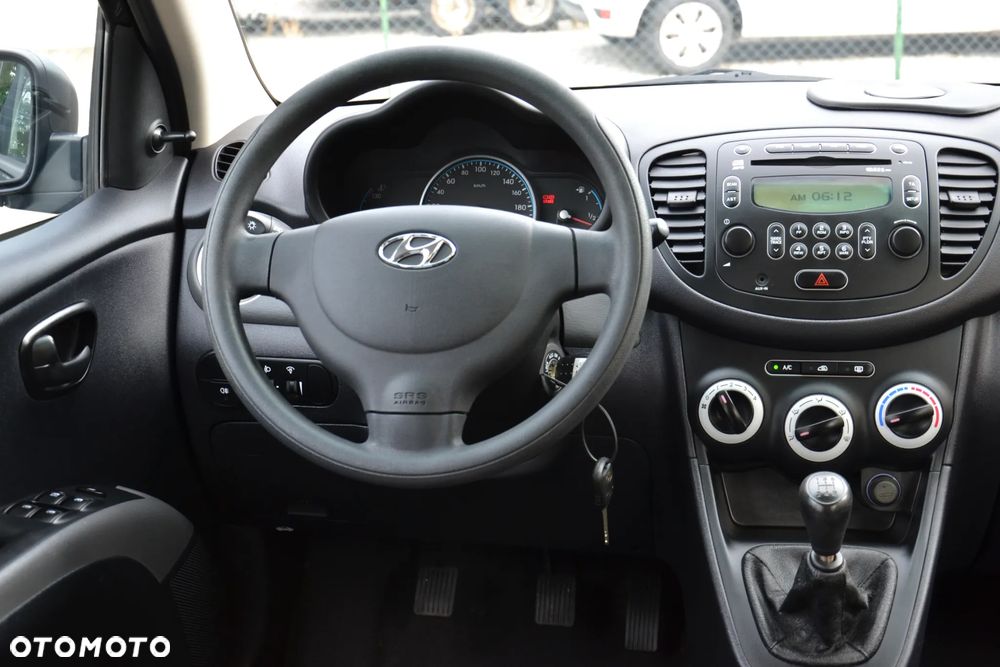 Hyundai i10 1.1 Classic + - 18