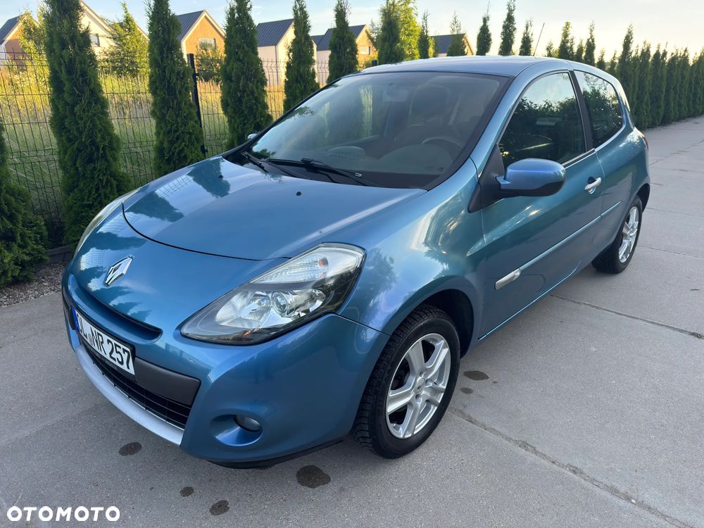 Renault Clio - 2