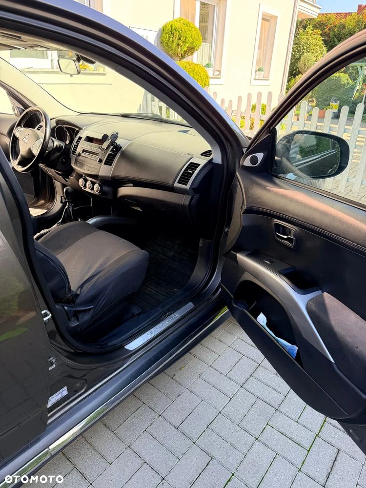 Mitsubishi Outlander 2.0 DID Intense - 9