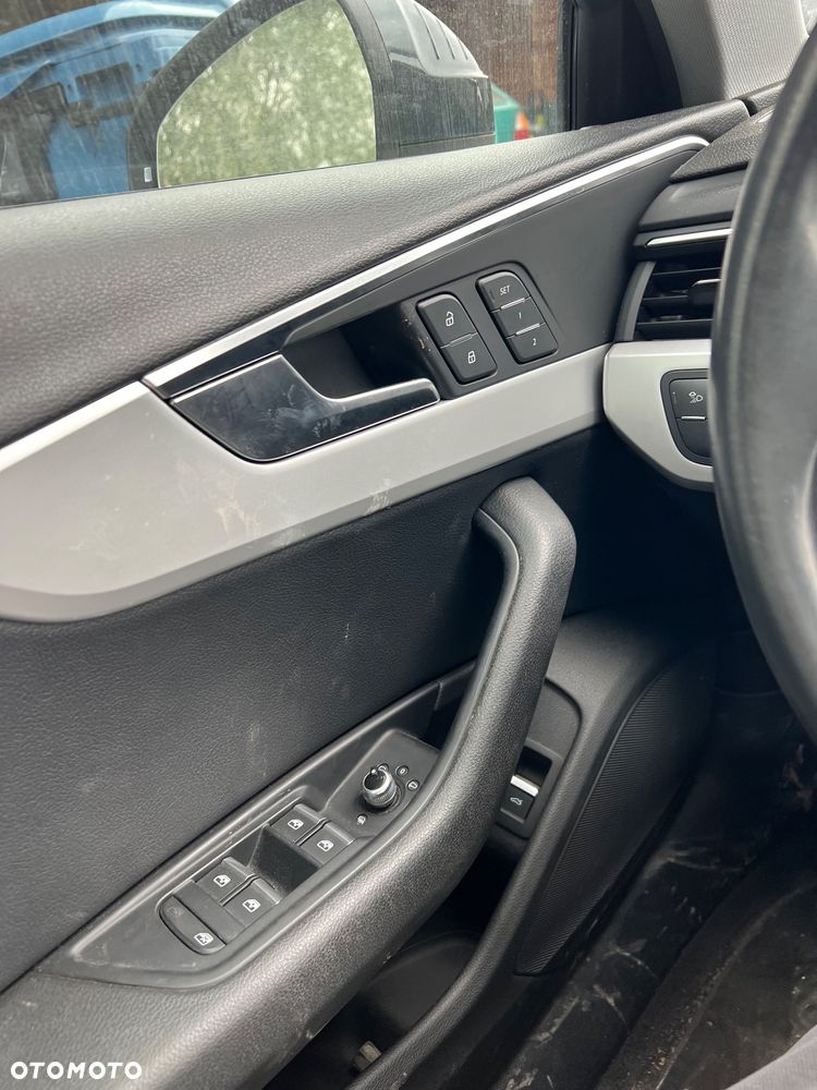 Audi A4 Limousine 2.0 TFSI quattro S tronic design - 18