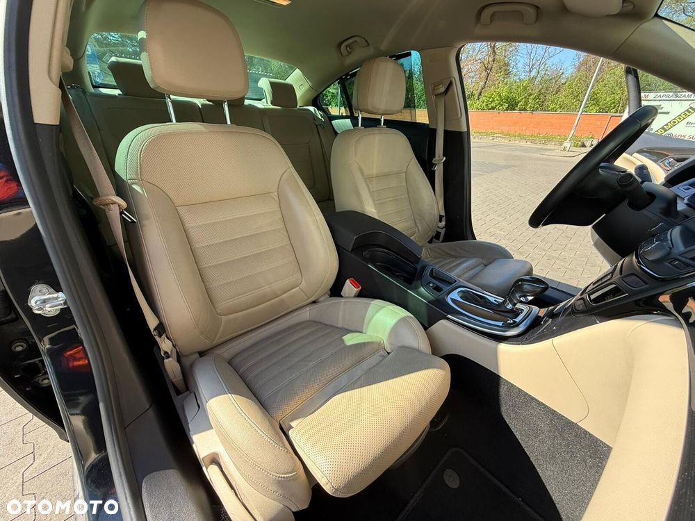 Opel Insignia - 15
