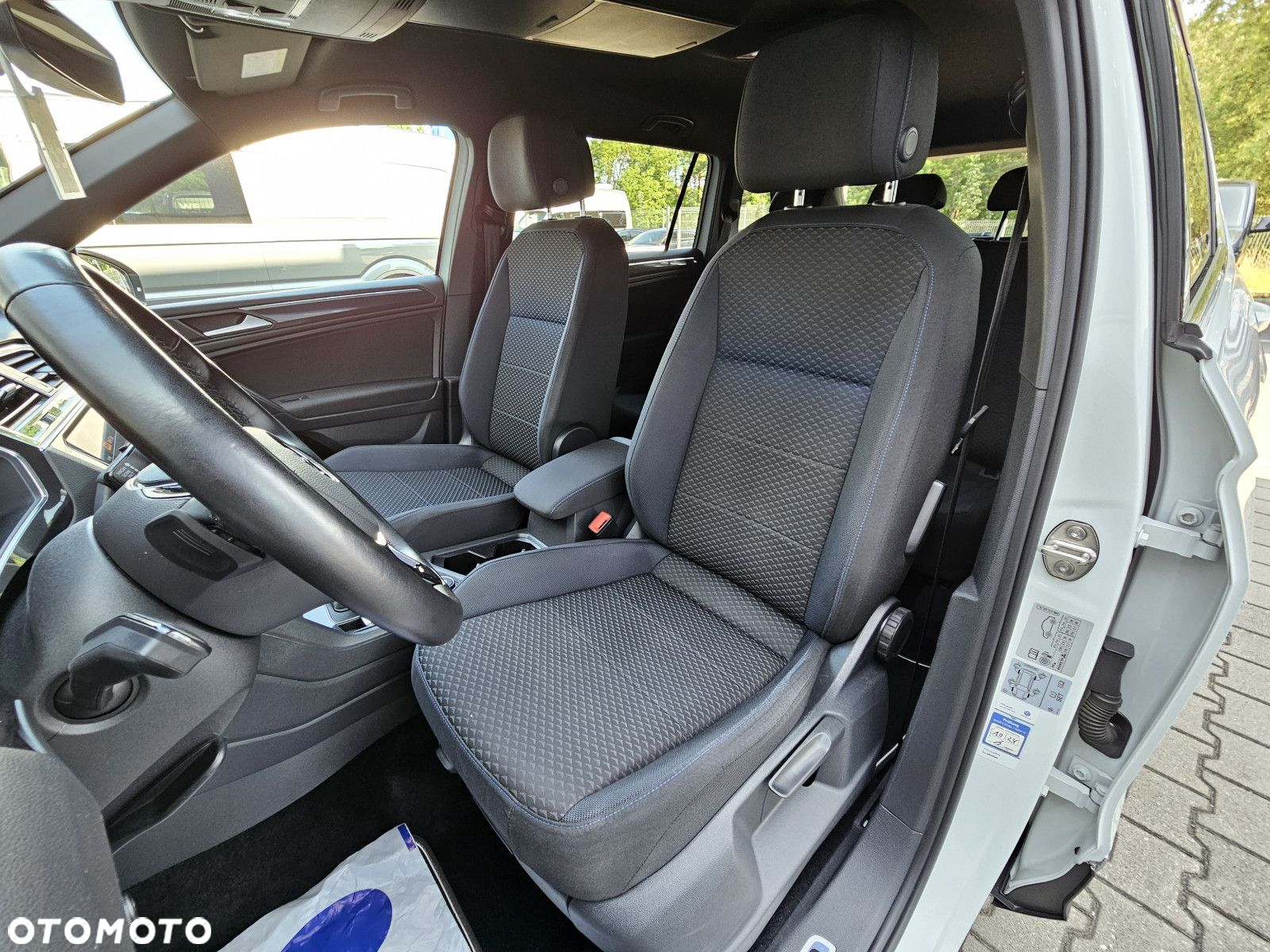 Volkswagen Tiguan Allspace - 14