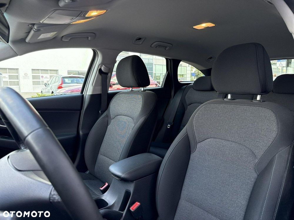 Hyundai i30 - 23