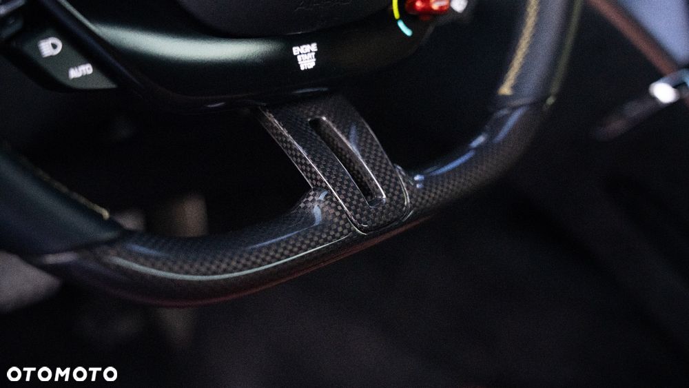 Ferrari Roma - 8