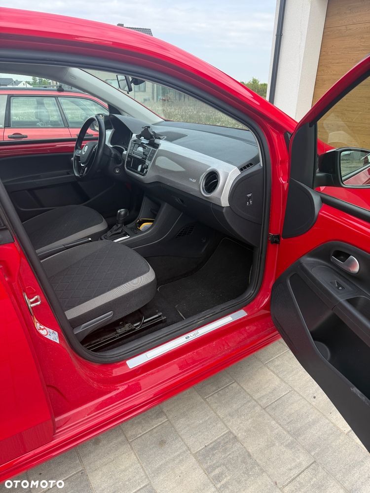 Volkswagen up! e-up - 9