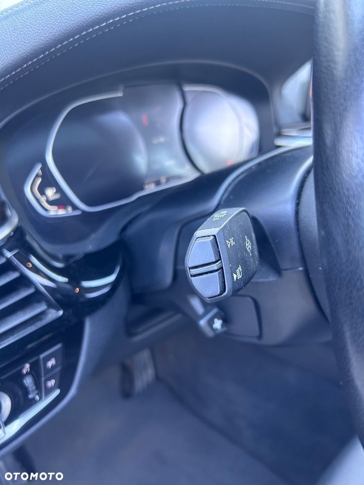 BMW Seria 5 520d xDrive MHEV Luxury Line - 11