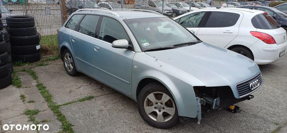 Audi A4 Avant - 10