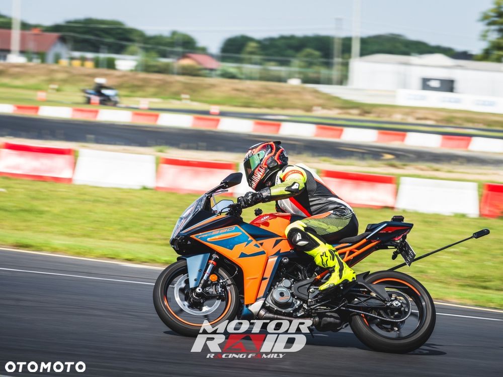 KTM RC 390 - 36