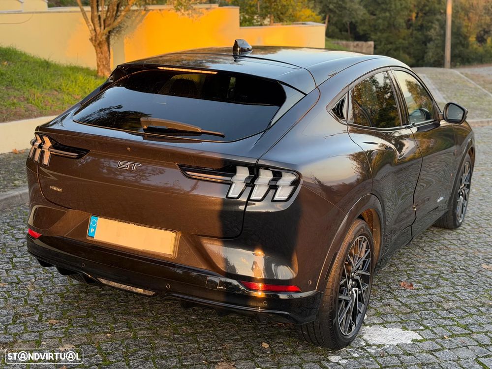Ford Mustang Mach-E 98.7 kWh GT AWD - 11