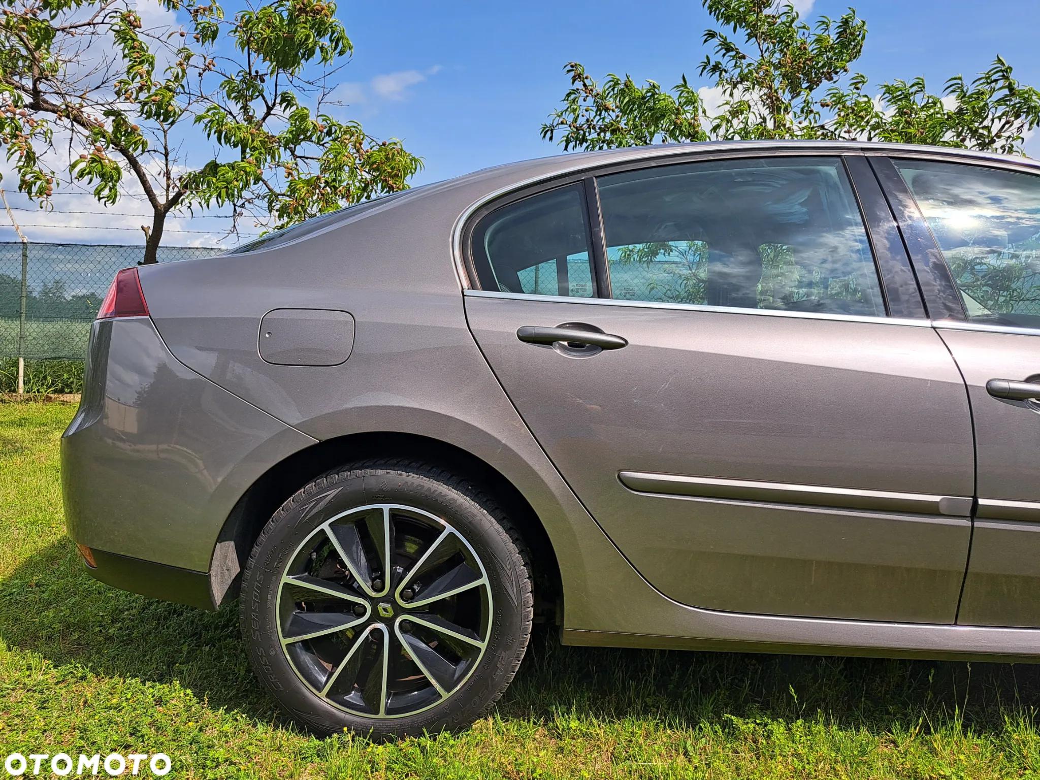 Renault Laguna dCi 110 FAP Limited - 36