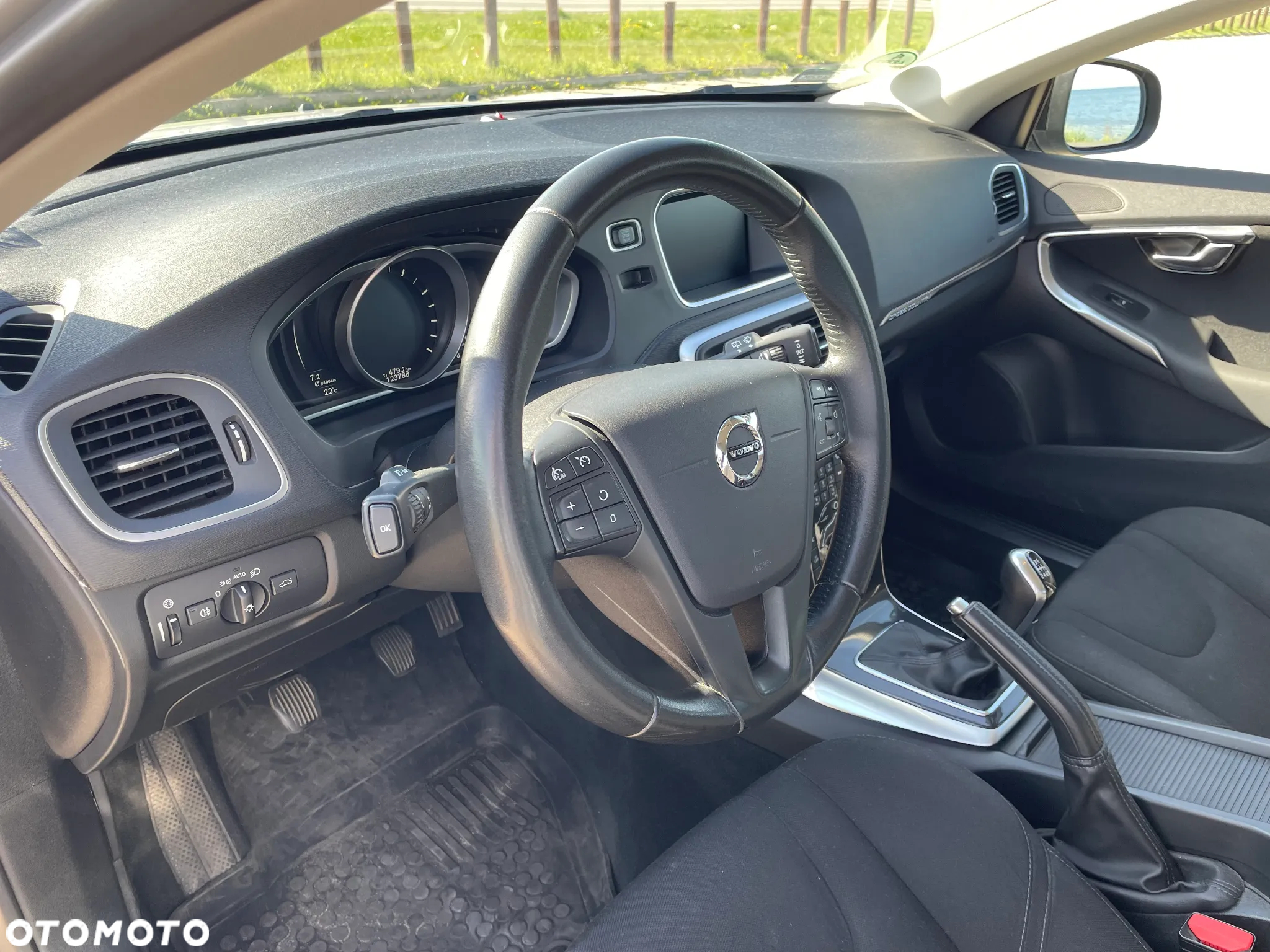 Volvo V40 T3 Drive-E Kinetic - 15