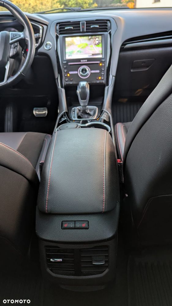 Ford Mondeo - 34