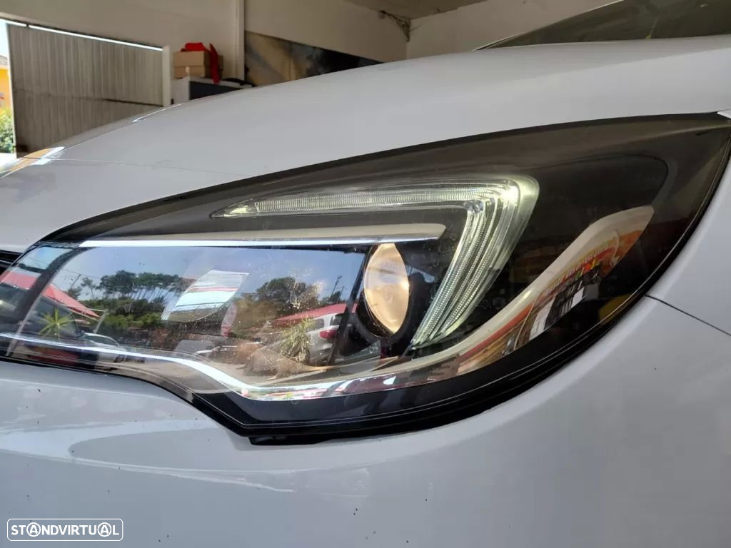 Opel Astra Sports Tourer 1.2 Turbo Business Edition - 3
