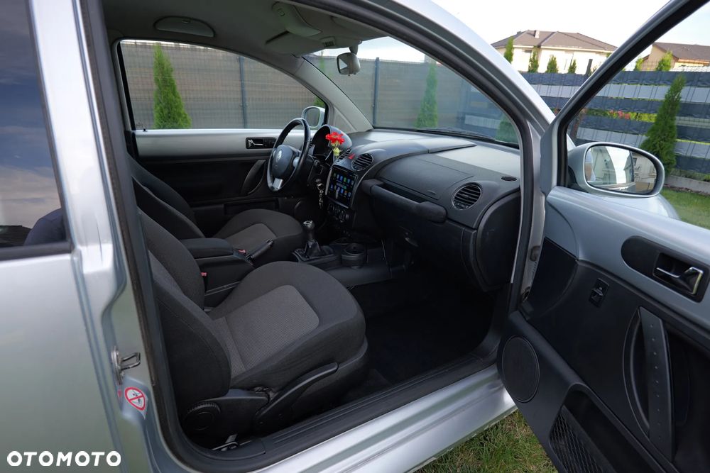 Volkswagen New Beetle 1.9 TDI - 17