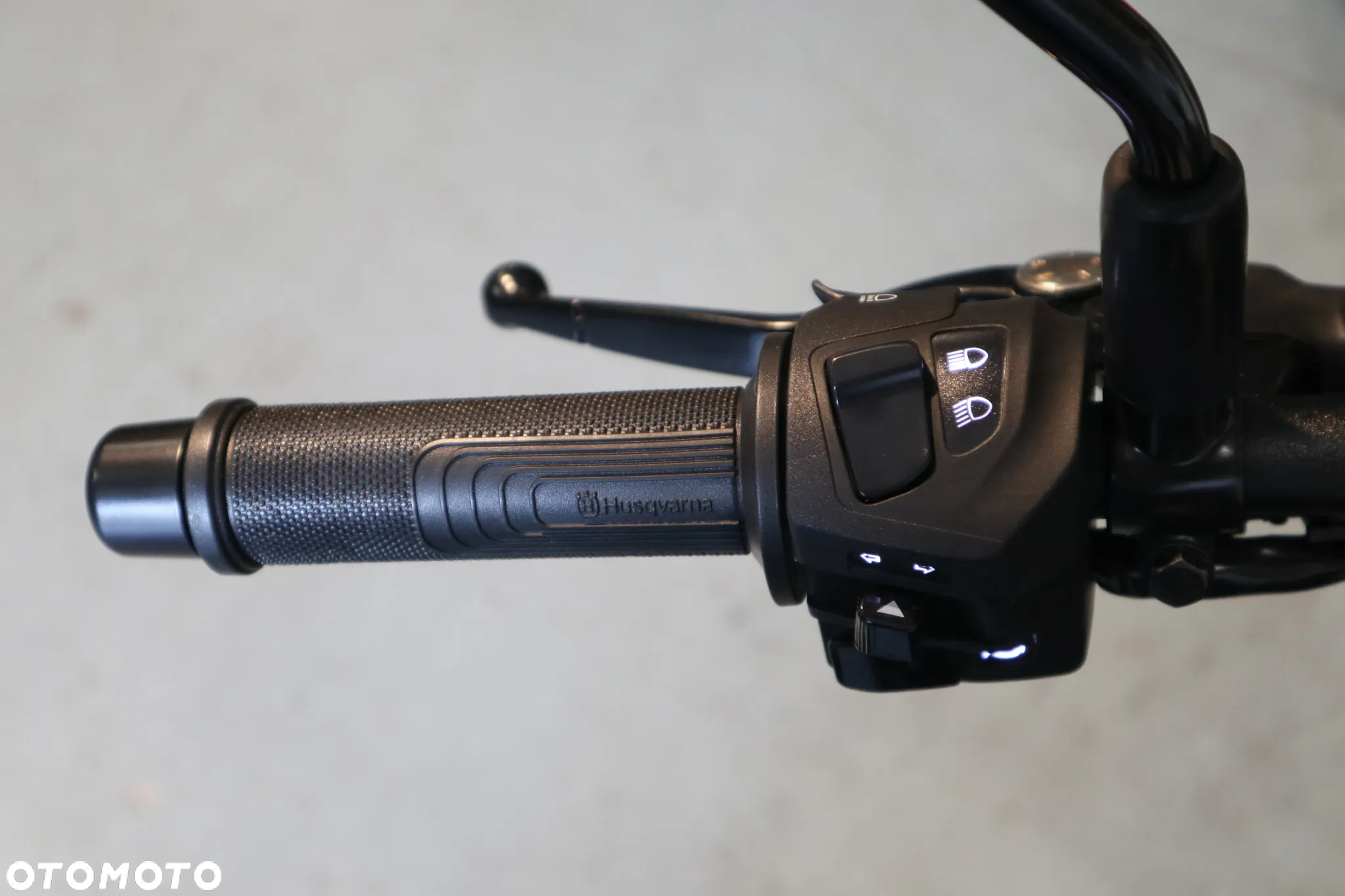 Husqvarna Svartpilen - 10