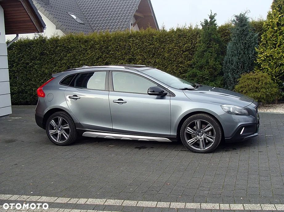 Volvo V40 Cross Country D2 Geartronic Momentum - 3