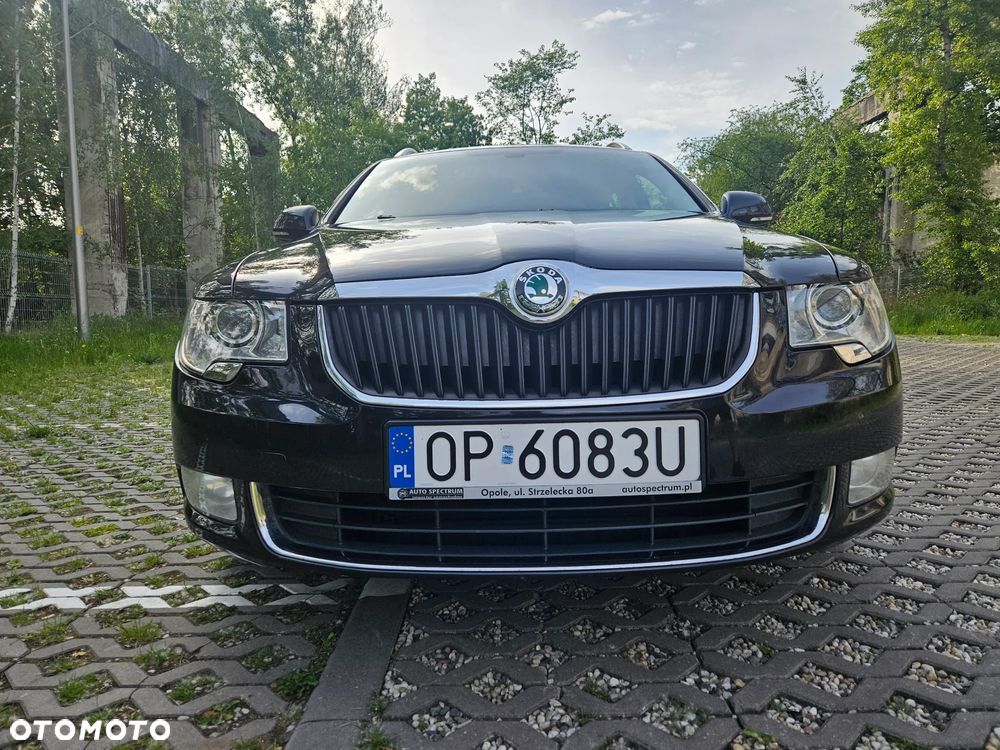 Skoda Superb 2.0 TDI DSG Elegance - 3