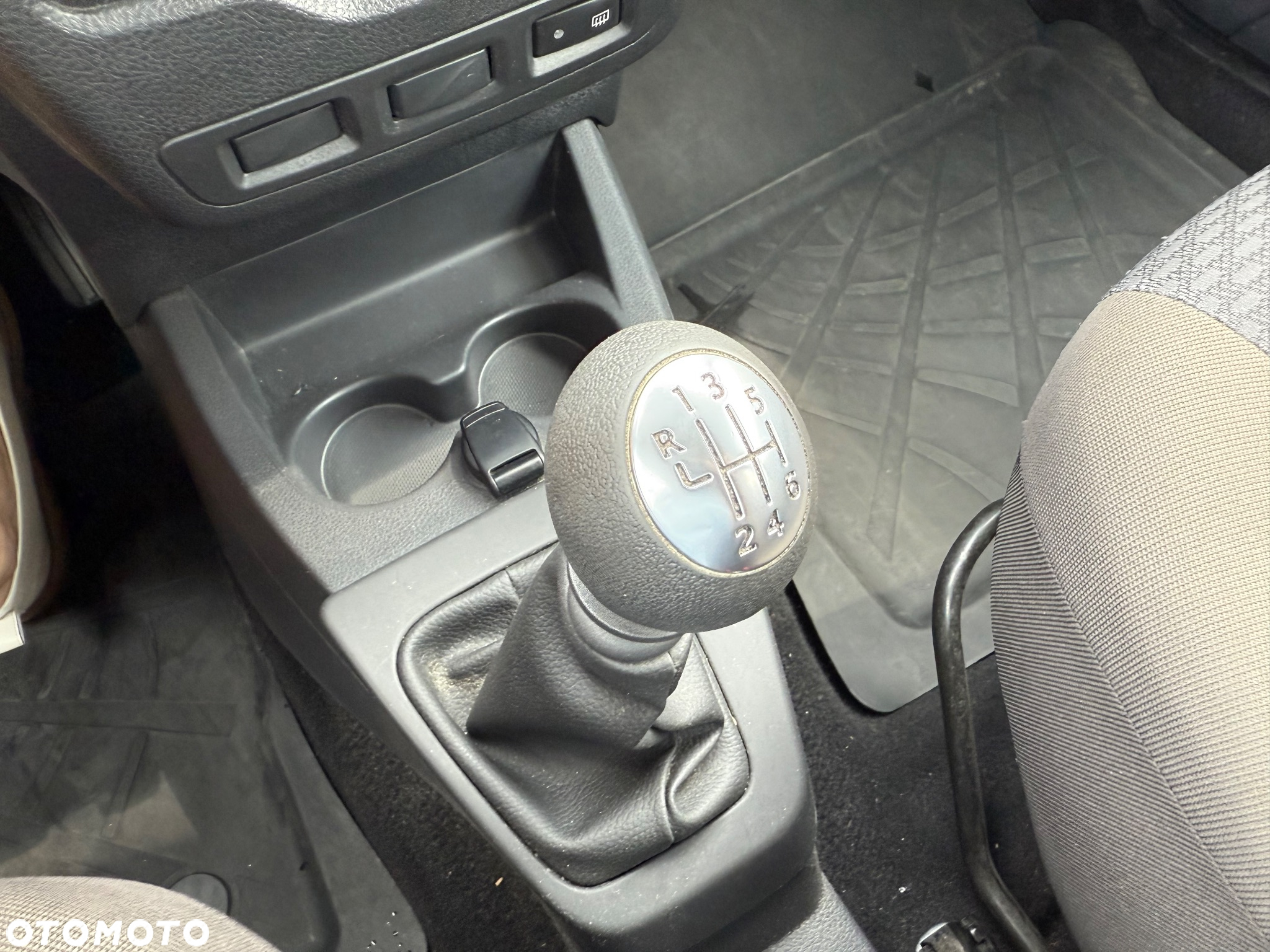 Dacia Dokker 1.5 Blue dCi Laureate - 24