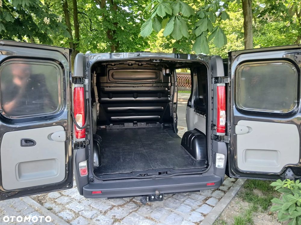 Opel VIVARO - 19