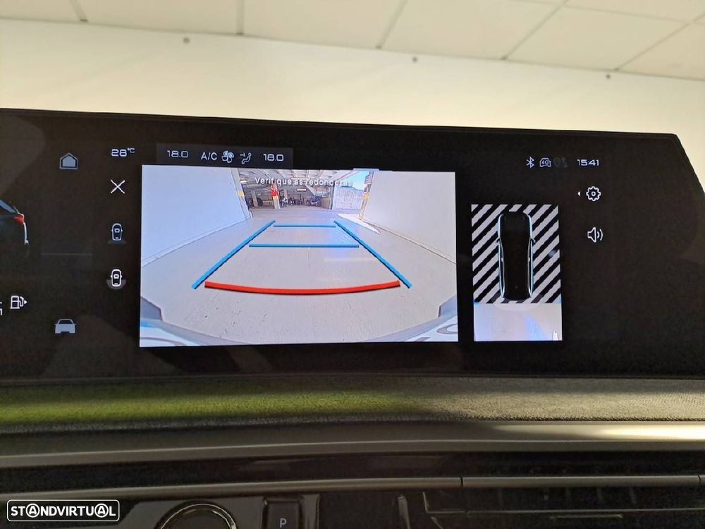 Peugeot 5008 1.2 Hybrid Allure e-DCS6 - 23