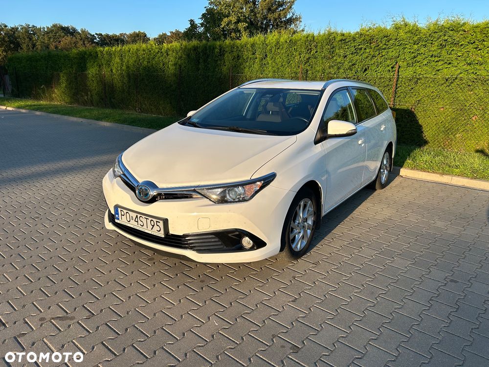 Toyota Auris Hybrid 135 Active - 4