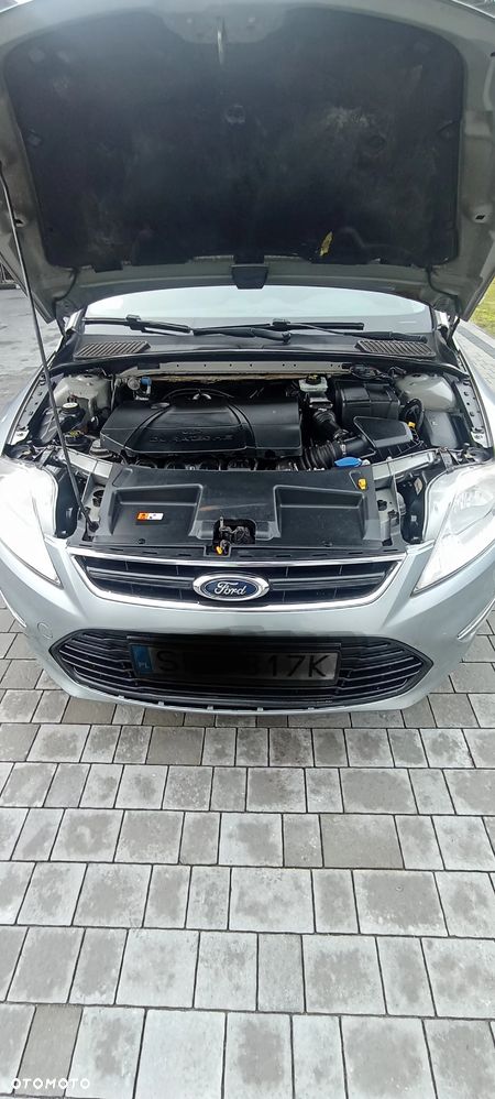 Ford Mondeo 2.0 Trend - 12