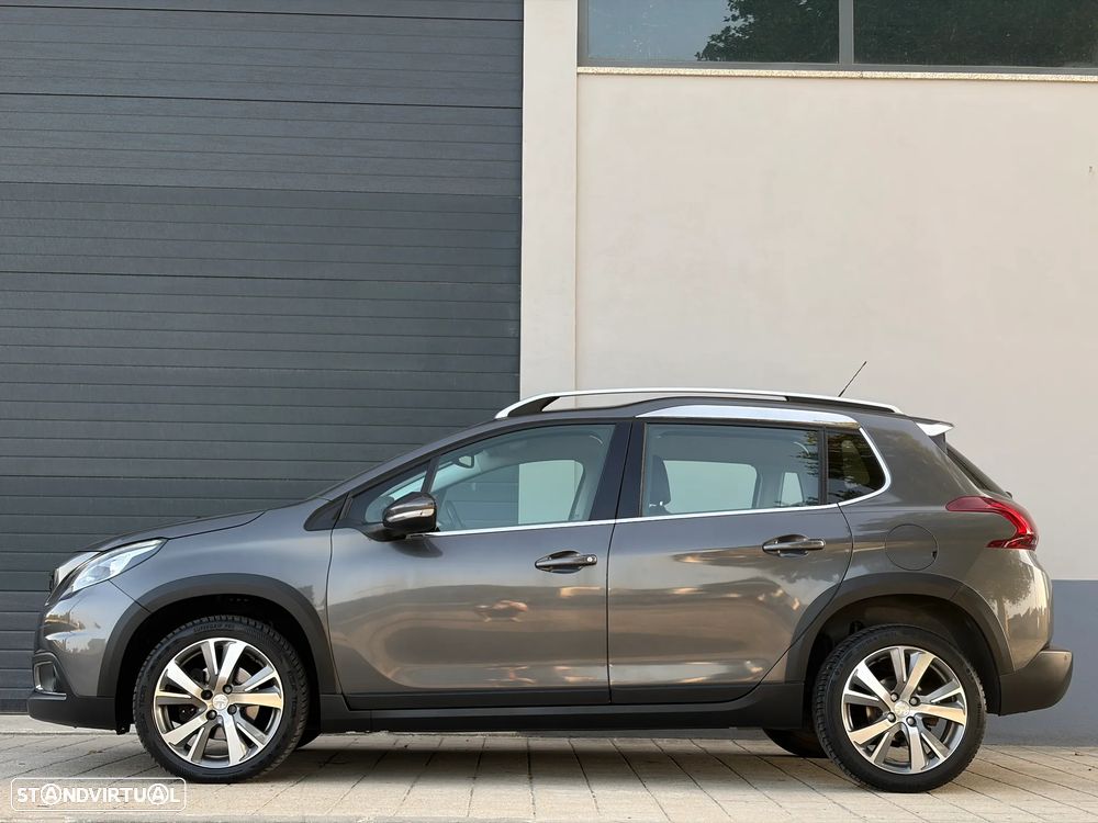 Peugeot 2008 1.2 PureTech Allure EAT6 - 8