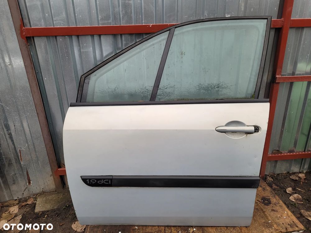 Drzwi przednie lewe Renault Scenic 2 NV632 - 1