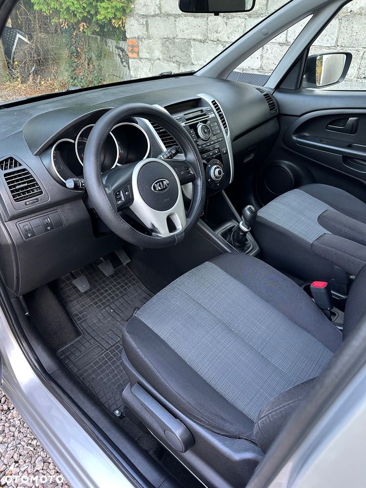 Kia Venga 1.4 CRDi 90 Edition 7 - 5