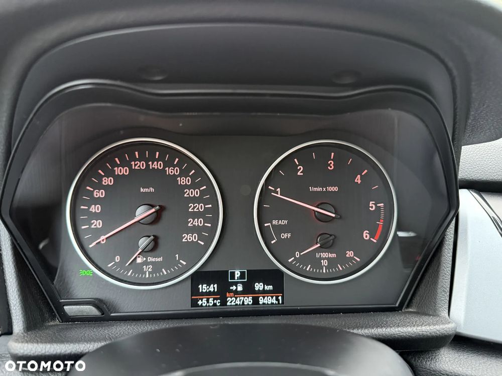 BMW Seria 2 218d Sport Line - 8