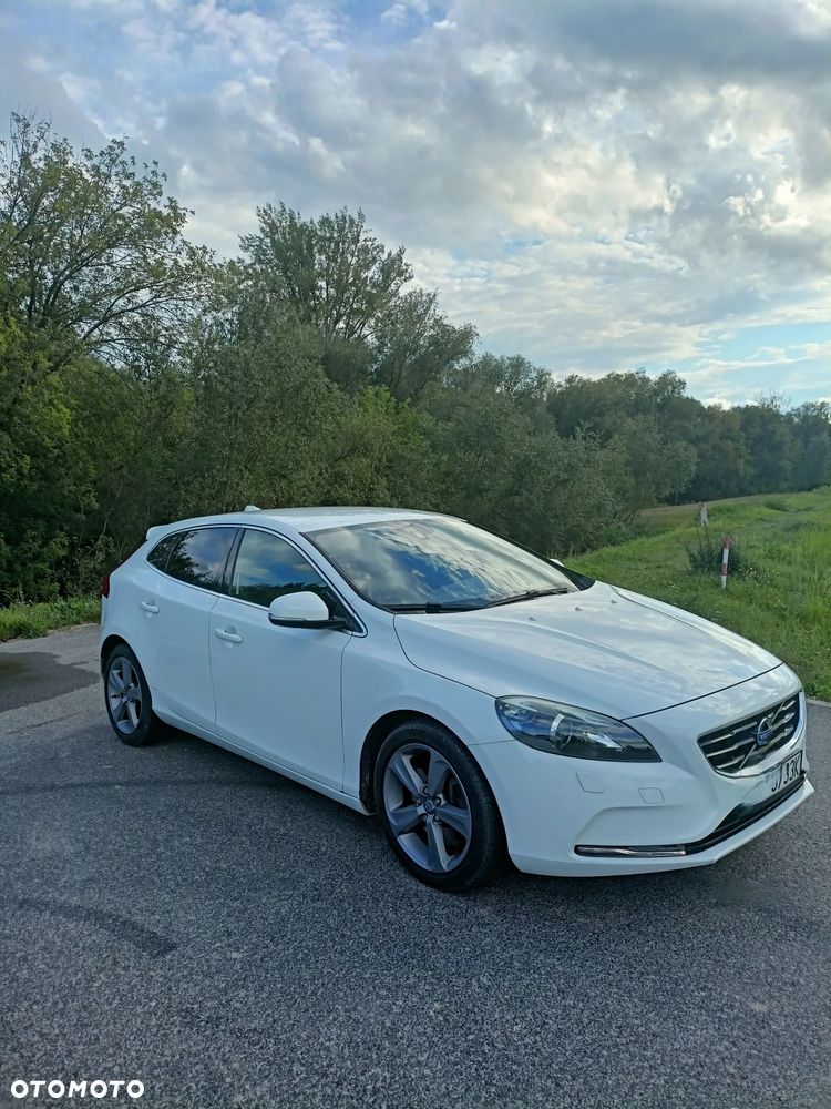 Volvo V40 D3 Summum - 4
