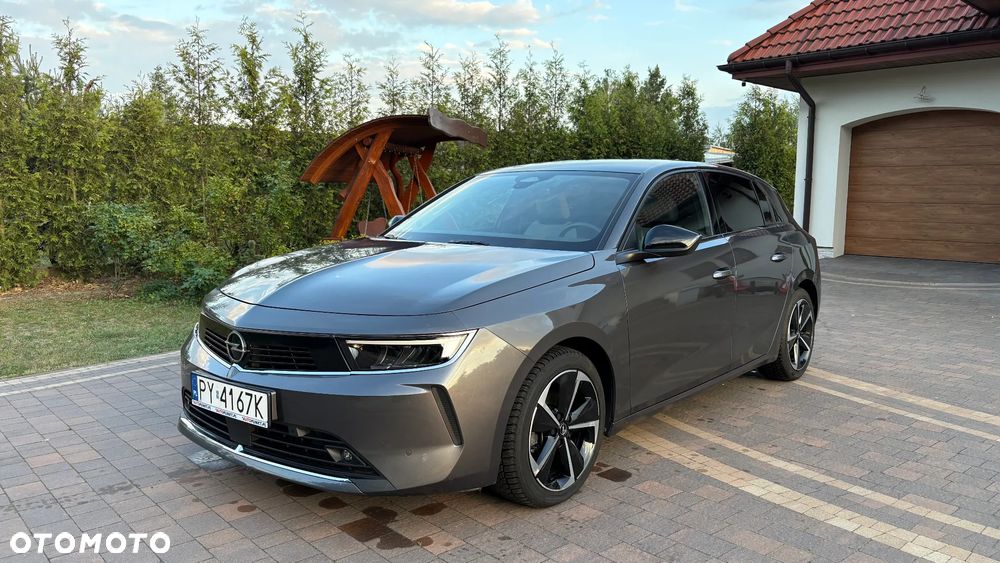 Opel Astra 1.2 T Elegance S&S - 1