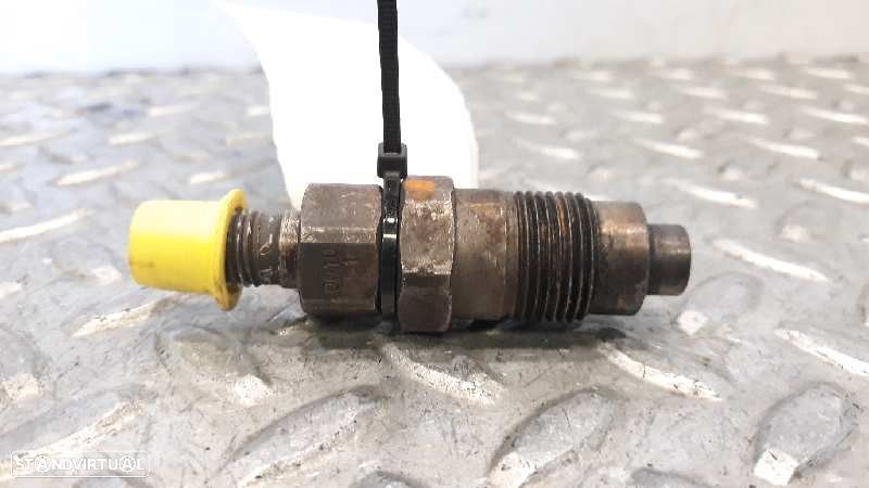 INJETOR MITSUBISHI MONTERO 2.5 TD 4WD (V24C, V24W) 99CV 2477CC - 1