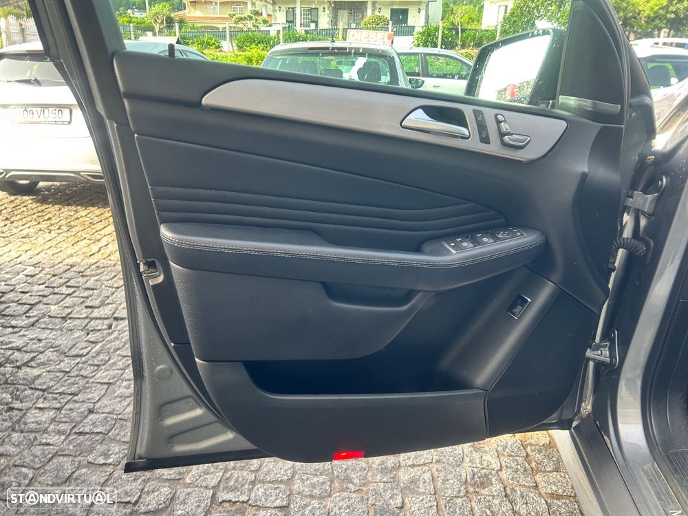 Mercedes-Benz GLE 350 d 4-Matic - 2