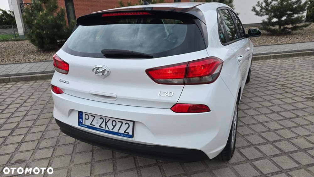 Hyundai i30 1.4 Comfort - 16
