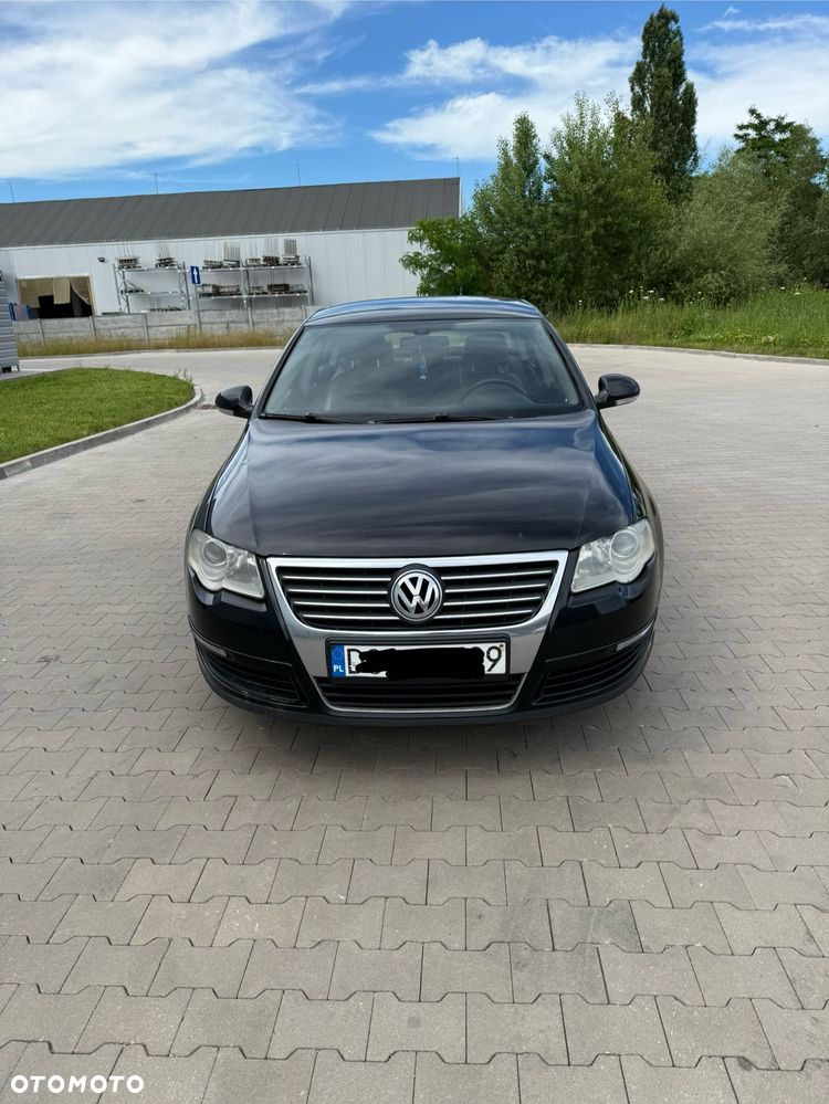 Volkswagen Passat 2.0 TDI Highline - 8