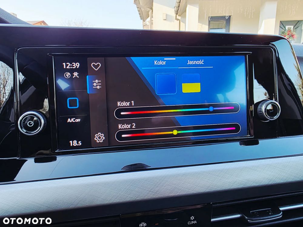 Volkswagen Golf 2.0 TDI Life - 31